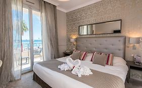 Hôtel Le Royal Promenade des Anglais